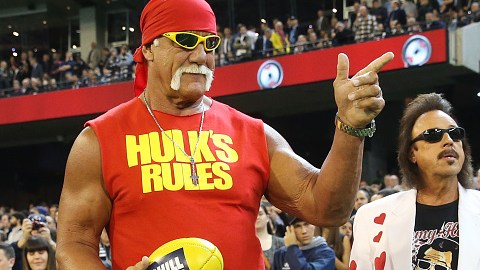 Hogan podría salir del retiro y aceptar la invitación de la WWE.