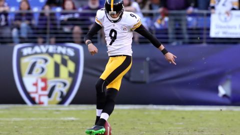 Chris Boswell y su monumental 'oso'  ante los Ravens.