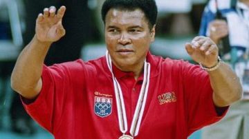 Este reconocimiento no se le otorgó a Ali en su momento porque fue considerado un hombre que no daba buen ejemplo a la juventud.