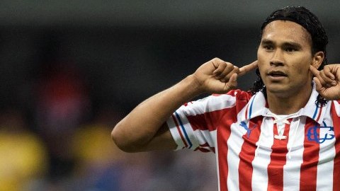 Carlos 'Gullit' Peña se quita la rojiblanca y se vuelve a enfundar la camiseta de 'La Fiera'.