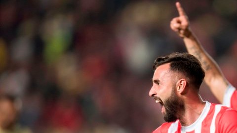 Necaxa salvó un empate en su casa y visitará el Azteca el domingo para definir quién pasa a la final.