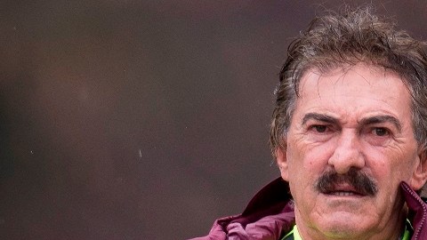 Ricardo La Volpe tiene motivaciones no tan nobles para competir con el Real Madrid.