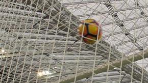 Así se vio desde atrás de la portería el golazo de Beñat.