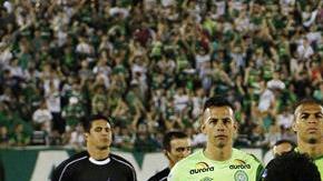El Chapecoense recibió tras la tragedia el título de campeón de la Copa Sudamericana.