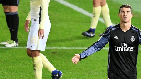 Cristiano Ronaldo se lamenta