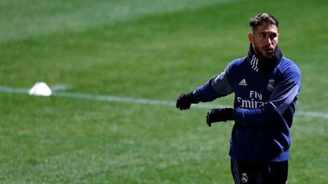 El defensa español del Real Madrid, Sergio Ramos, durante un entrenamiento del equipo en Yokohama, Japón.