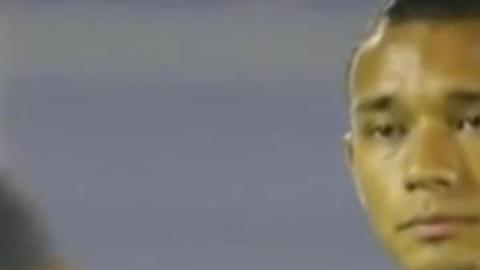 El jugador Paul burton en una imagen de archivo usada por la televisión.
