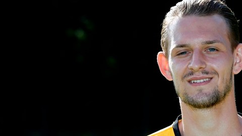 El jugador Marc Wachs fue intervenido por impacto de bala.