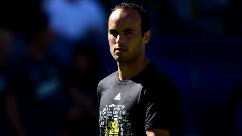 Landon Donovan se va de nuevo dejando a su paso una valiosa ayuda que no fue suficiente para hacer campeón al LA Galaxy.