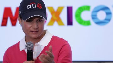 Lorena Ochoa puso a México en el mapa del golf mundial y ahora, ya retirada sigue trabajando por buenas causas en favor de su país.