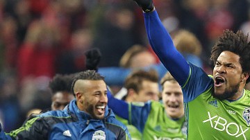 Román Torres guió a su equipo hasta la victoria.