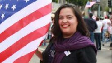 Wendy Carrillo, inmigrante salvadoreña que se lanza como candidata al congreso para suceder a Xavier Becerra.