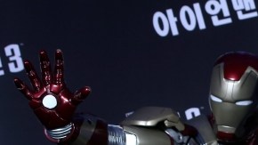EL ACTOR ROBERT DOWNEY JR PRESENTA "IRON MAN 3" EN SEÚL