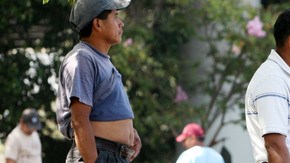 La mayor parte de los jornaleros son latinos e inmigrantes, y casi el 80% busca trabajo de manera informal.
