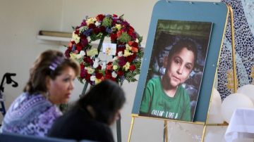 Funeral del niño Gabriel en Palmdale en 2013. (Foto: J. Emilio Flores/La Opinión)