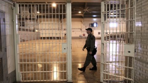 No todo el personal de las prisiones de California ha querido vacunarse contra covid. (Archivo/Impremedia)
