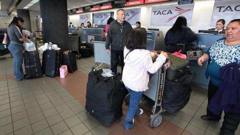 Se estima que el actual descenso de los precios aumentará los vuelos.