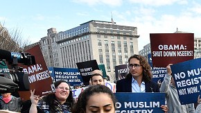En EEUU ha habido protestas contra Donald Trump y su plan hacia musulmanes.