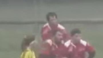 Una escena de locos se vivió en el rugby italiano.