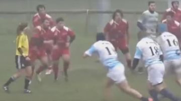 Una escena de locos se vivió en el rugby italiano.