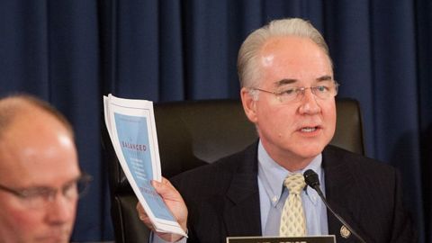 Tom Price estará al frente de Salud y Servicios Humanos.