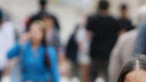 Incluso aquellos con estudios superiores viven en casa.