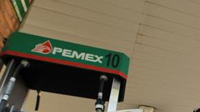 Los campesinos no pueden alimentar su maquinaria para arar la tierra por el costo alto de la gasolina.