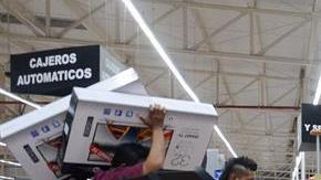 Cerca de 79 negocios han sido víctimas de saqueadores en las últimas 72 horas.