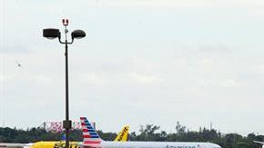 El aeropuerto poco a poco regresa a sus actividades normales y varios pasajero ya han podido tomar sus vuelos cancelados el viernes.