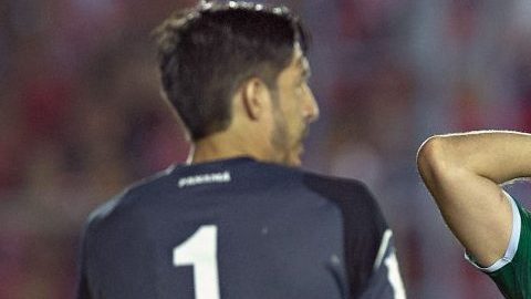 Hernández desea alzar un título del mundo con México.