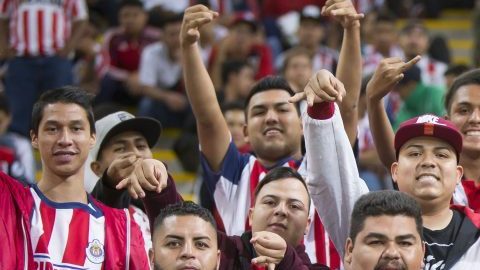 Chivas informó de la muerte de uno de sus aficionados que acudió al partido contra Pumas.