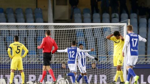 Carlos Vela aprovechó el 'regalito' de la zaga del Villarreal.