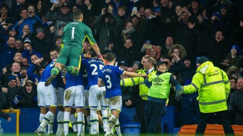 El Everton le pegó al Manchester City en Goodison Park.