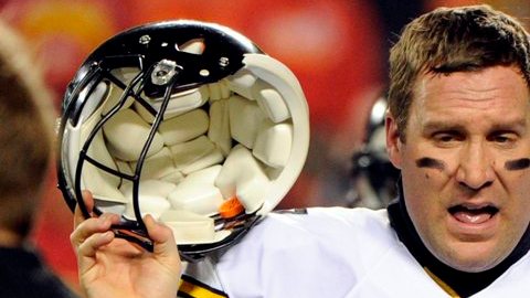 Ben Roethlisberger tiene mucho qué pensar de cara a la próxima temporada de la NFL.