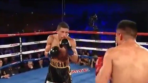 Berchelt no se achicó en su primera pelea en EEUU