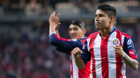 Chivas derrota a Pumas