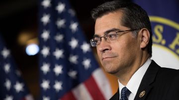 Xavier Becerra, primer Fiscal General latino de California, señaló la solicitud venidera en un expediente presentado el viernes