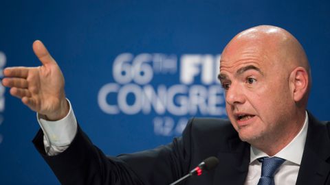 Gianni Infantino, presidente de la FIFA, quiene un Mundial con 48 equipos en el 2026.
