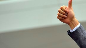 Oscar de la Hoya pidió a los boxeadores y sus equipos entender la situación.