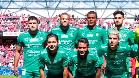 El caso de insolvencia de los Jaguares es de pena ajena.