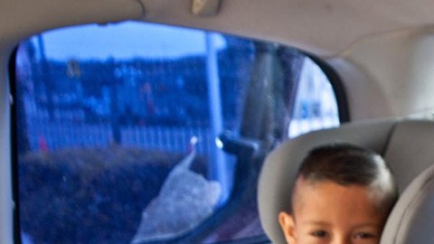 Los niños deben ir bien sujetos a los aseintos