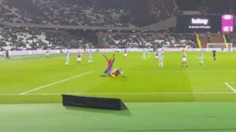 La divertida protesta se dio en el West Ham vs. Manchester City.