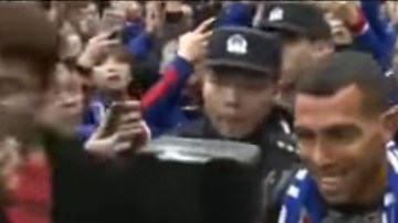 Recibimiento de Carlos Tevez en China