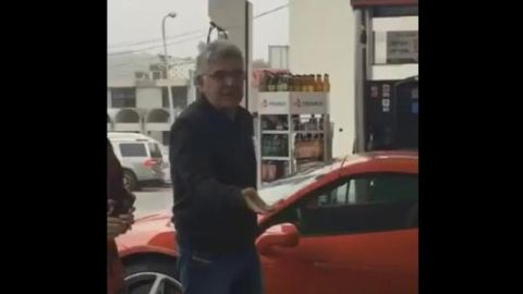 Ricardo Ferretti resintió el alto precio de las gasolinas.