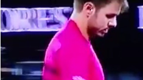 Stan Wawrinka rompe su raqueta