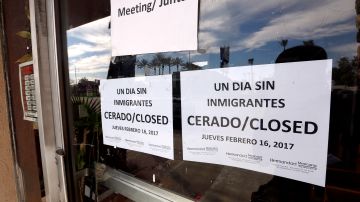 La oficina de Hermandad Mexicana Transnacional esa cerrada hoy en apoyo al Día sin Inmigrantes.