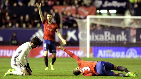 Isco le fracturó la tibia y el peroné a Tano