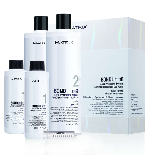 De acuerdo con el estilista Robert Santana, el nuevo producto Bond Ultim8 ayuda al proceso de una decoloración o coloración más segura para la integridad de la textura natural del cabello.