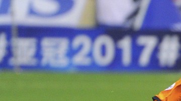 Carlos Tevez debutó con el Shanghai Shenshua