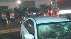 Dos coches fueron prendidos en llamas en Fullerton.